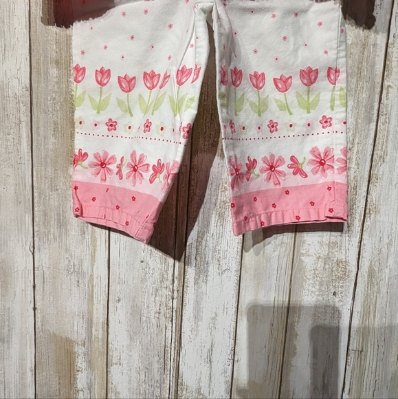Oshkosh baby 2piece top with Capri knee length pants size 24months. - Picture 5 of 8